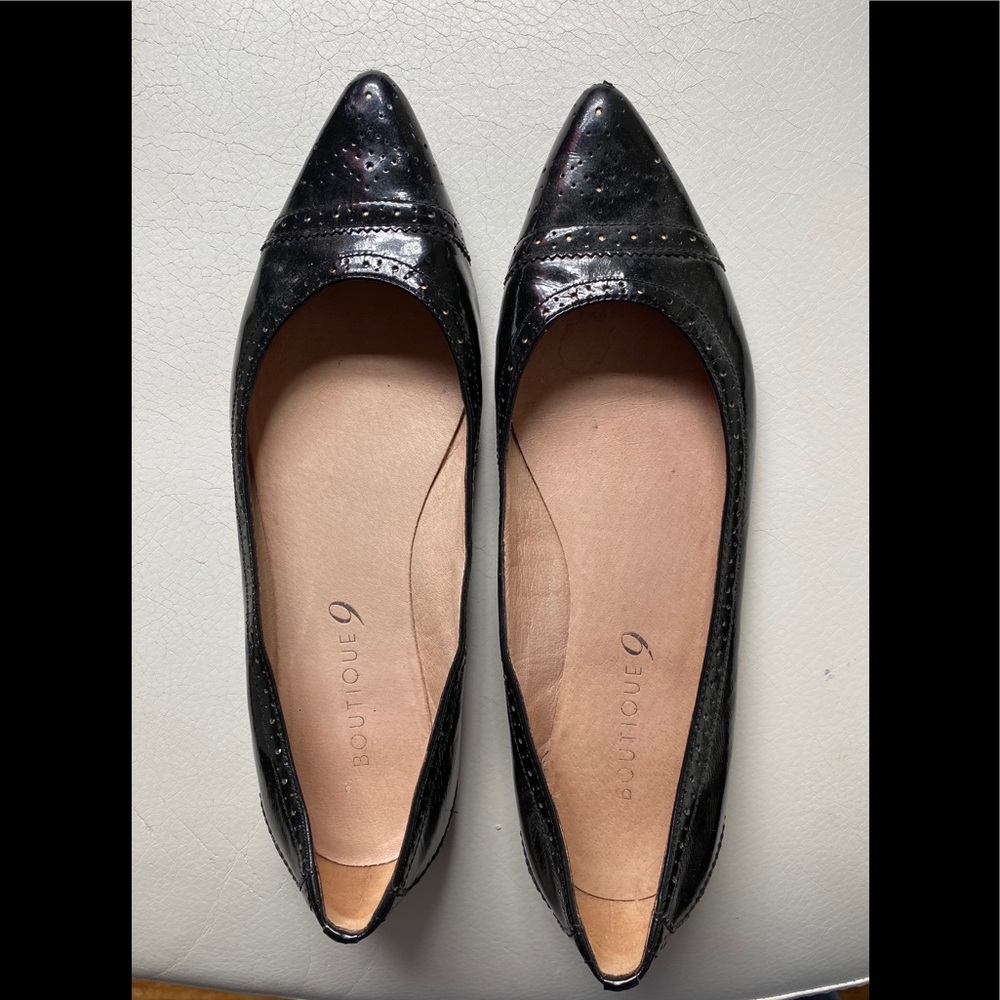 Boutique 9 Leather Flats SZ 7.5